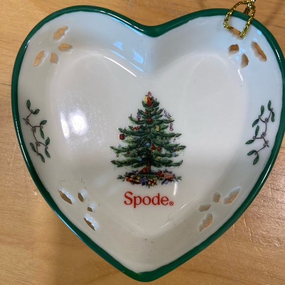 Spode Other - Spode Green and White Holiday Ornament
